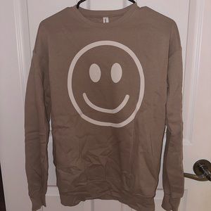 Brown smiley faced oversized sweatshirt!